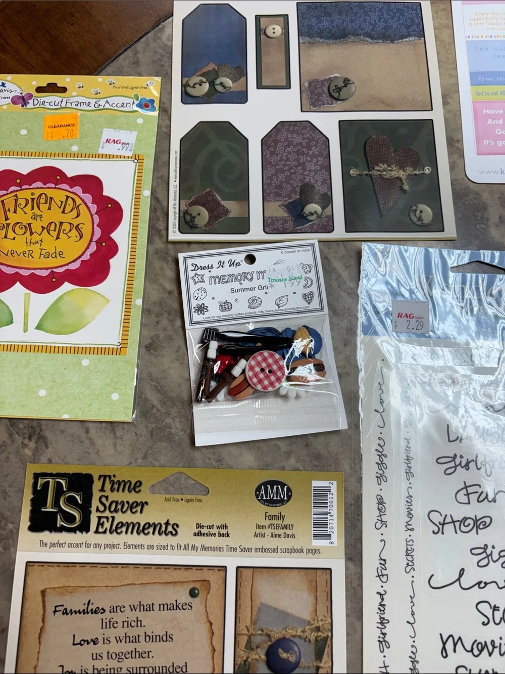 Scrapbooking Embellishments Kit - lot 56
